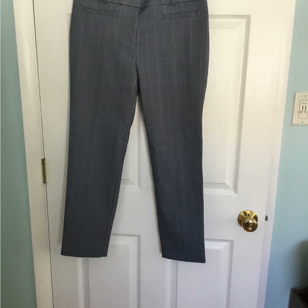 Van Heusen Straight Fit Super.Stretch Straight Leg Pants Size 10